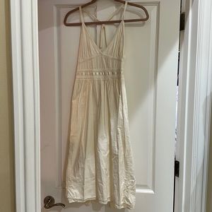 BCBGirls size 6 cream dress